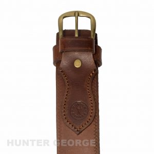 Revolver holster with chambering