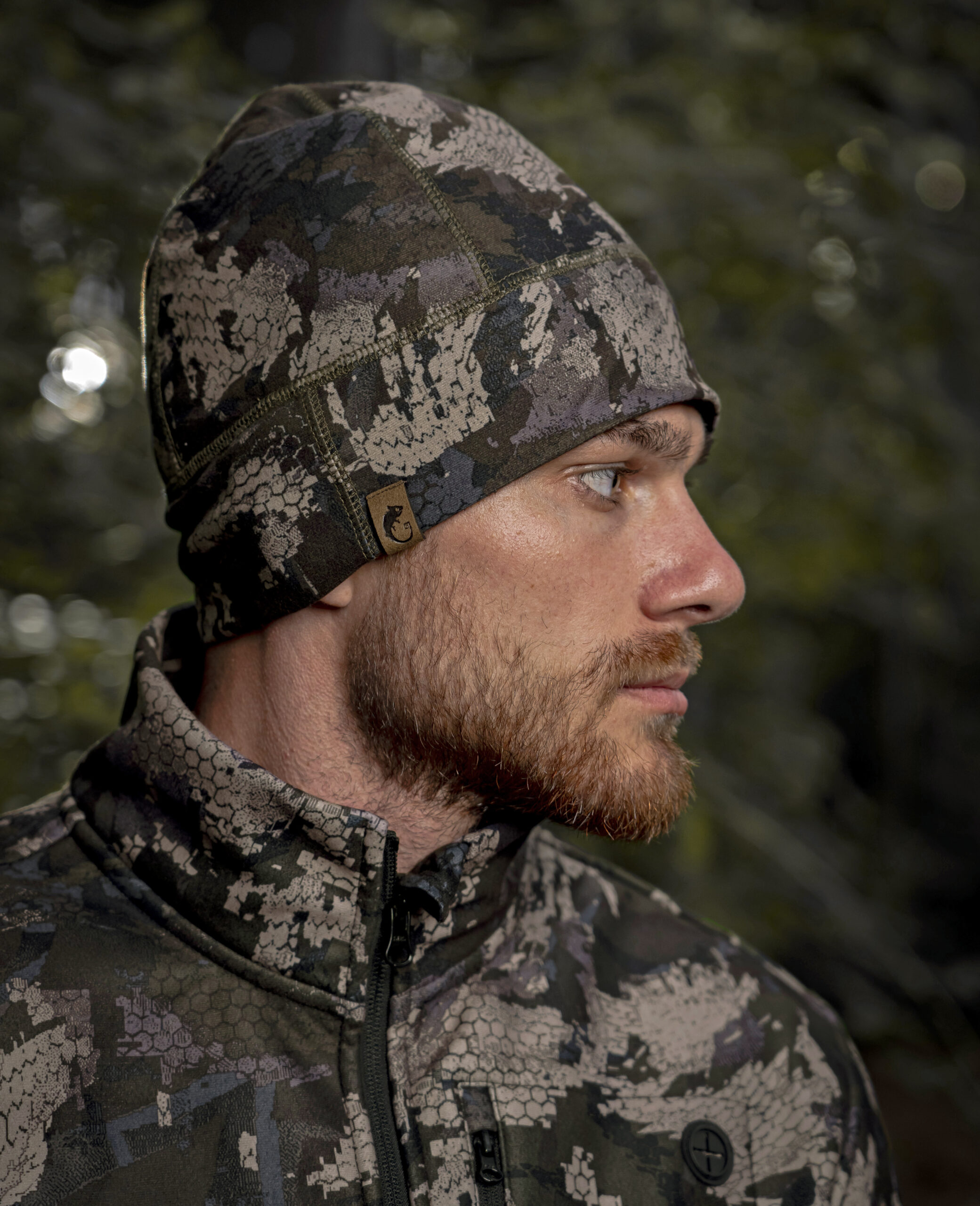 chameleon-hunting-camouflage-unisex-chameleon-camo-beanie-with-fleece-lining